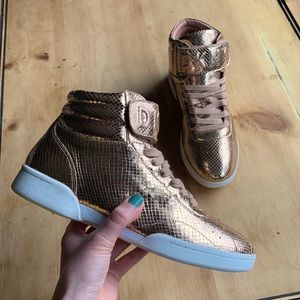 DKNY | Wesli Rose Gold Snake-Embossed Hi-Top Sneakers